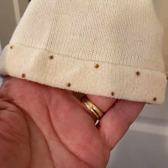 Quaker Factory Christmas sequined creme sweater! - Picture 6 of 9